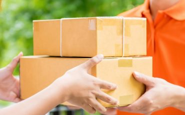 Expedited Shipping Service Meaning, Cost, Benefits